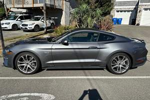 FORD MUSTANG GT PREMIUM COUPE D'OCCASION CÔTÉ GAUCHE/DROIT - Product Image 6