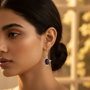 Boucles d'oreilles en argent sterling 925 avec pierre précieuse en cristal violet, accessoire de bijoux élégant pour femmes - Product Image 3