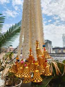 Guirnaldas de flores de jazmín artificiales con pompón y campana, Diwali Navidad escenario telón de fondo decoración boda india regalo para ella - Product Image 6