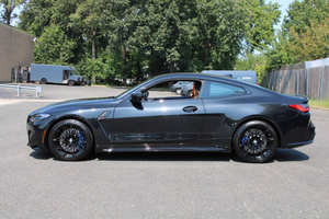 BMW M4 2021 parfaitement utilisée - Product Image 2