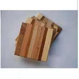 Sous-verres en bois fabriqués à la main pour la vie moderne sous-verres carrés en noyer par l'artisanat du croissant - Product Image 3