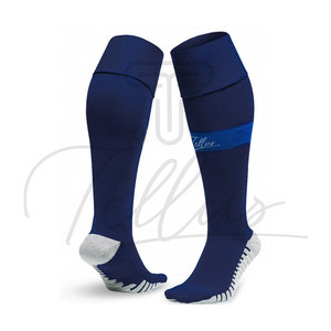 Tenue de football pour équipes, ensemble de vêtements de football personnalisés, designs les plus récents, qualité originale, short léger et à séchage rapide - Product Image 6