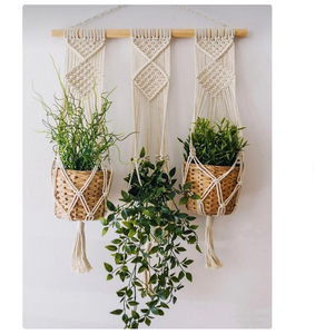 Colgador de Macramé de Primera Calidad para Tres Macetas, Colgador de Plantas de Macramé Personalizado para Decoración de Paredes y Ventanas - Product Image 3