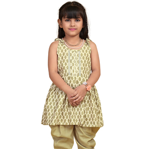 Ensemble d'habits pour filles Shoryam Fashion, moderne, entièrement cousu, imprimé numérique, Kurti orné, Diwali, mariages, fêtes, export - Product Image 1
