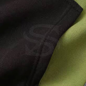 Sudadera Moderna de Color Sólido para Hombre con Capucha Ajustable y Interior Suave, Ideal para Ropa Urbana y Uso Diario - Product Image 4