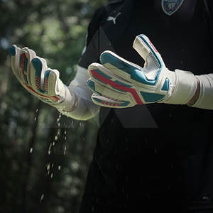 Guantes de portero con logotipo personalizado de etiqueta privada Guantes de portero hechos de cuero genuino más vendidos - Product Image 2