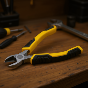 Juego de 12 alicates de corte diagonal Stanley con mango de plástico de agarre suave para aplicaciones de corte - Product Image 3