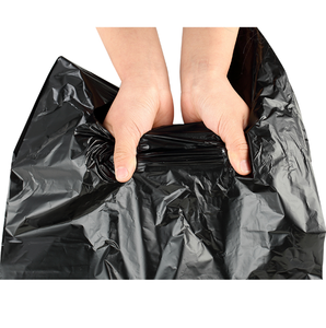 Fábrica se especializa en bolsas de compras de plástico PP duraderas elegantes y reutilizables hechas en Vietnam - Product Image 3