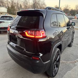 Jeep Cherokee Altitude Lux 1 2023 USADO EN EXCELENTES CONDICIONES - Product Image 3