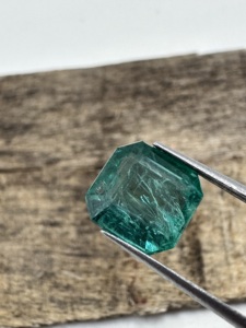 2.56 Carats Natural Zambian Emerald Loose Gemstone Unheated Untreated Emerald Cut for Jewelry Usage - Product Image 2