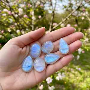 Pierre de lune arc-en-ciel 100% naturelle, cabochon octogonal, pierre précieuse en vrac en forme de cœur, couleur 100% naturelle, 20% de réduction et cadeau du Nouvel An - Product Image 3