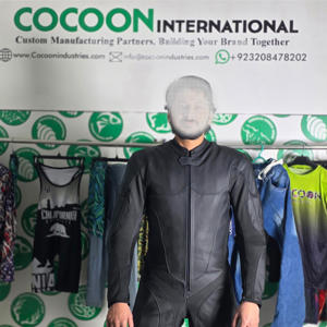 Traje de Carreras de Motociclismo de Cuero Vacuno de Primera Calidad |   Traje de Motociclismo de Una Pieza con Certificación CE para Pista y Carretera - Product Image 2