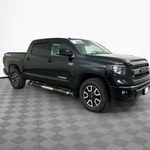 Usado 2014 Toyotaa Tundra SR5 CrewMax 5.7L AWD Panoramics Sunroof R17 Tamaño del neumático Coche usado - Product Image 1