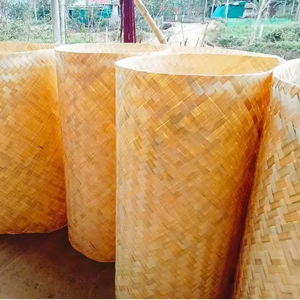 Rollo de cinta de bambú de Vietnam para muebles y Panel de pared Material de malla de caña de ratán natural de proveedor de artesanía de Vietnam - Product Image 1