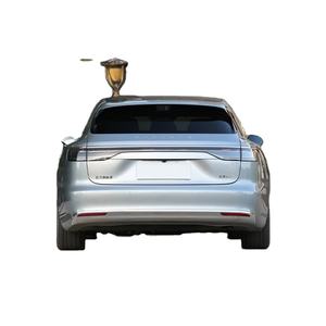 Vehículo de Rango Extendido Mediano-Grande, Motor L4 de 300KW, Batería de 90-110kWh, NEDC 601-700km, Modelo de Nueva Energía - Product Image 2