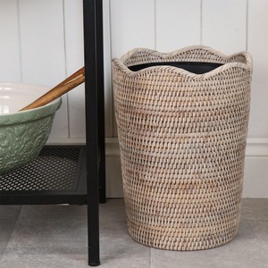 Cesto de Papel de Ratán Festoneado Purbeck, Cestas de Almacenamiento Hechas a Mano, Ratán Natural, Moderno, Multifuncional, Hecho en Vietnam - Product Image 5