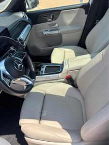 Usado Clean 2025 Mercede-s-Ben-z GLB 250 4MATIC Sport Utility 4D - Product Image 3