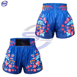Pantalones cortos Muay Thai hechos a medida de nuevo estilo Color sólido Hecho en Pakistán Pantalones cortos Muay Thai para hombres - Product Image 2