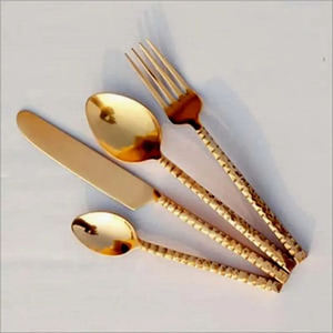 Service de couverts personnalisé en métal avec élégante poignée plaquée or, parfait pour les couverts de luxe essentiels à manger Qualité de luxe - Product Image 5