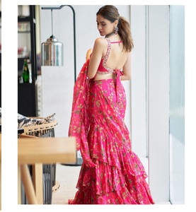 Lehenga Choli-ropa de boda para mujer, de diseñador, estilo indio, con trabajo pesado bordado - Product Image 2