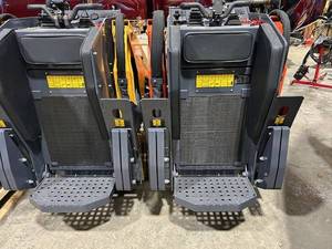 รถตักล้อยางขนาดเล็ก Derrette V1000 |   รถตักดินขนาดเล็กแบบดีเซล บุ้งกี๋ขนาด 0.35 ลูกบาศก์เมตร สำหรับงานก่อสร้าง ฟาร์ม และจัดสวน - Product Image 3