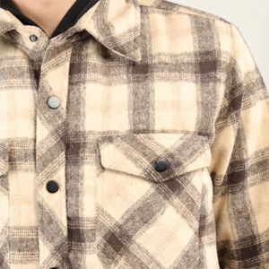 Veste chemise en jean légère pour femme | Veste décontractée boutonnée polyvalente avec un design élégant et une construction durable - Product Image 6