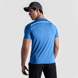 T-shirt bleu Overland Run 100% polyester, tissu tricoté respirant, style décontracté et élégant avec motif imprimé numérique, coupe ajustée courte - Product Image 3