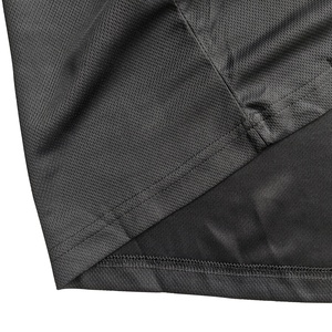 เสื้อยืดกีฬาวิ่งแห้งเร็วของผู้ชายเสื้อผ้าโพลีเอสเตอร์100% ระบายอากาศได้สีดำสำหรับใส่ไปยิม - Product Image 5