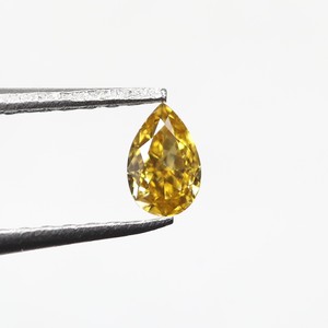 Diamant naturel de 0,13 ct, taille poire, coupe brillant modifiée, couleur jaune orange brunâtre fantaisie, très bon polissage, pour fiançailles avec diamant fantaisie - Product Image 1