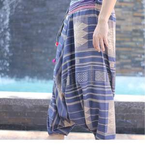 Pantalones estampados JJ estilo Hmong producidos en Tailandia pantalones ligeros de algodón para exportación y distribución - Product Image 6