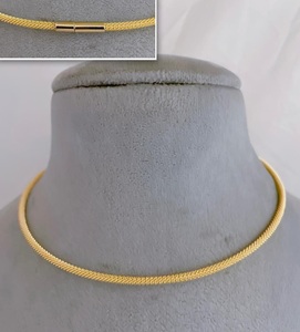 ชุดจี้สองชั้นแฟนซีสุดหรูพร้อมจี้ดีไซน์ไข่มุกสำหรับผู้หญิงและเด็กผู้หญิงสำหรับใส่ในงานปาร์ตี้และงานเฉลิมฉลองทุกวัน - Product Image 2