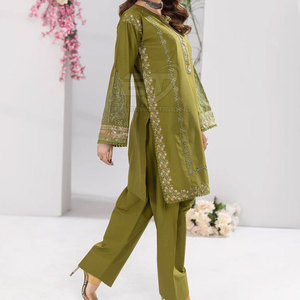 Traje Bordado para Mujer, Elegante Shalwar Kameez Pakistaní, Colección Formal, Traje Pakistaní de Lujo para Damas - Product Image 3