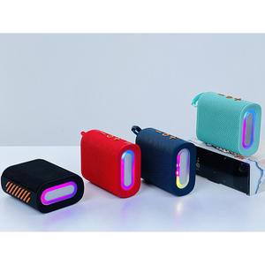 Altavoz Bluetooth Portátil Go4Pro con Diseño de Camuflaje, Luz RGB Inalámbrica para Exteriores, Batería Recargable, Audio de Rango Completo - Product Image 4