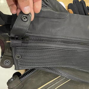 Demi-gambières en cuir véritable avec fermeture éclair |   Chaps d'équitation confortables - Product Image 3