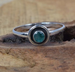 Handmade 925 Sterling Silver <b>Ring</b> with Natural <b>Emerald</b> Cabochon Gemstone Best Quality Stamped Jewelry for Weddings and Parties - Product Image 3