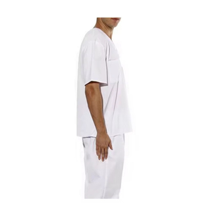 Uniforme médico transpirable para médicos con ajuste flexible y líneas limpias para comodidad de día completo Uniforme médico para hombres - Product Image 3
