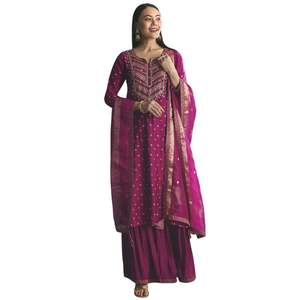 Salwar Kameez de Diseño en Seda Georgette Sintética con Bordado e Impresión para Fiestas Modernas, Ropa Étnica Pakistaní Informal - Product Image 1