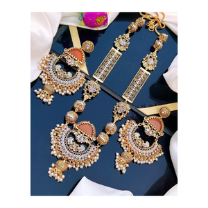 Ensembles de Bijoux Élégants pour Femme : Colliers et Boucles d'Oreilles Indiens Traditionnels Antiques pour Mariage, Vente en Gros et Conceptions sur Mesure - Product Image 1
