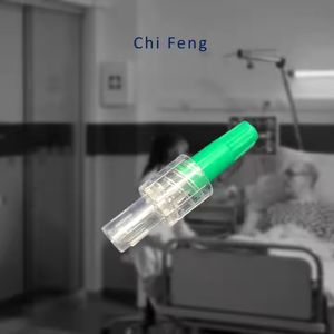 16C009 ABS Male Luer Adapter Disposable for 4mm tubing - Product Image 2