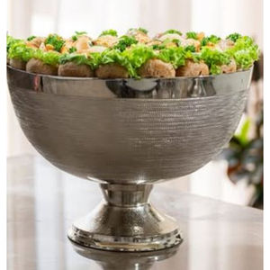 Cuenco de chocolate ecológico de estilo moderno hecho a mano plato de servicio de metal plateado para bodas otras ocasiones a buen precio - Product Image 1