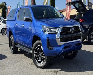 Toyota Hilux SR5 Doble Cabina 2.8 Diésel Turbo 2022, Auto Usado con Bajo Kilometraje - Product Image 1