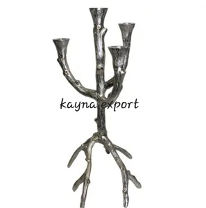 Bougeoir Menorah antique fini pour la prière Bougeoir en métal de nouvelle arrivée pour le salon et la salle à manger à bas prix - Product Image 3
