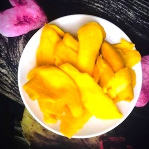 Vietnam Soft <b>Dried</b> <b>Mango</b> Fruit Slices With Natural Sweetness Ready To Eat Snack For Retail Packaging Programs - Product Image 3