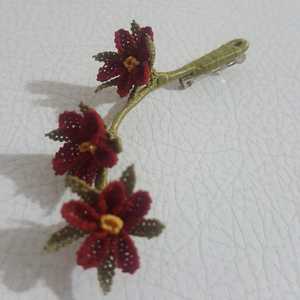 Bordeaux rouge aiguille dentelle trois fleurs broche broche à la mode élégant cristal strass et perle sur soie broche bijoux - Product Image 1