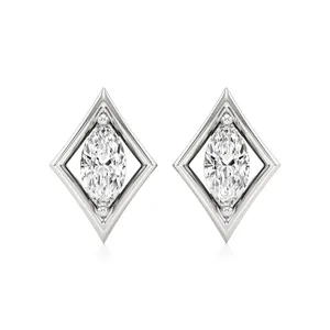 ต่างหูเพชรทรงโซลิแทร์ขนาดเล็ก Elira - Product Image 1