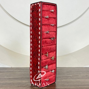 Bijoux en cuir usiné à la main en gros bague boucles d'oreilles organisateur clous d'oreille support de présentoir bijoux boîte de rangement étuis pour femmes - Product Image 1