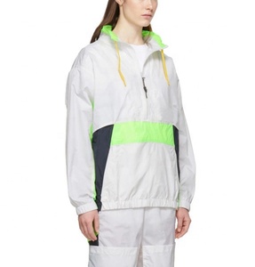 Chaqueta cortavientos ligera de alta calidad para mujer, diseño de verano Hip Hop personalizado con capucha de poliéster impermeable, último estilo de trabajo - Product Image 3