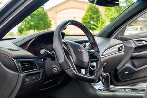 Cadillacss A T S V Sedan 2016 d'occasion Ventes saisonnières Voitures d'occasion haut de gamme - Product Image 4