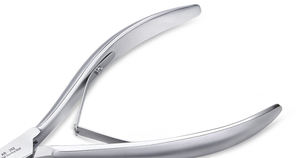 NGHIA OMI AB-202 Cortaúñas Profesional de Lujo, Cortaúñas de Acero Inoxidable de Alta Calidad con Recubrimiento Gris para Manicura y Pedicura - Product Image 3