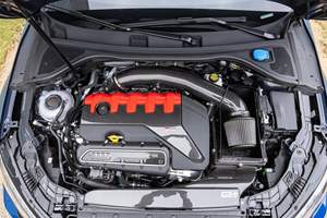 RS3 Turbo 2025, 5 cylindres, transmission intégrale, bleu Ascari métallisé, très bien équipé - Product Image 6